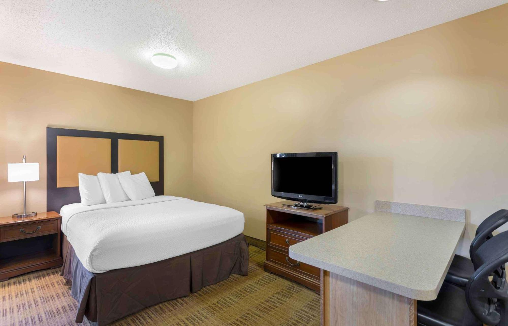 Extended America - - Northpoint Corporate Park West Palm Beach
